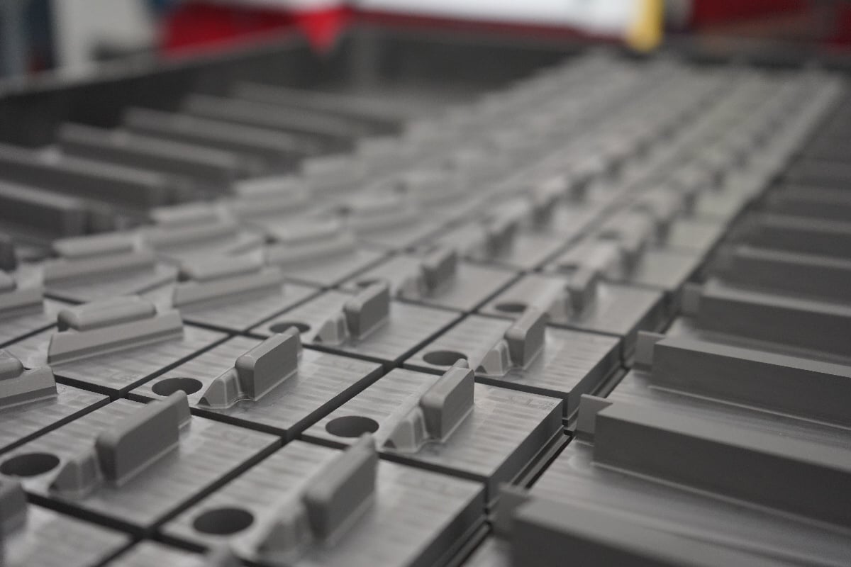 Graphite Hand Machine Certifications | 3D Graphite & Machining